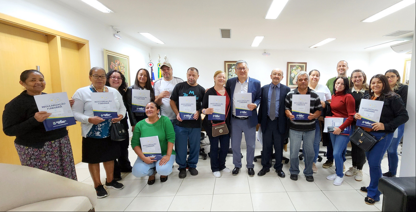 Prefeitura entrega mais 22 escrituras do Conjunto Habitacional Paineiras